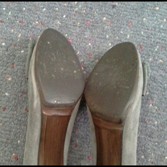 SOLD* Stuart Weitzman Peep Toe Pumps - Picture 7 of 7